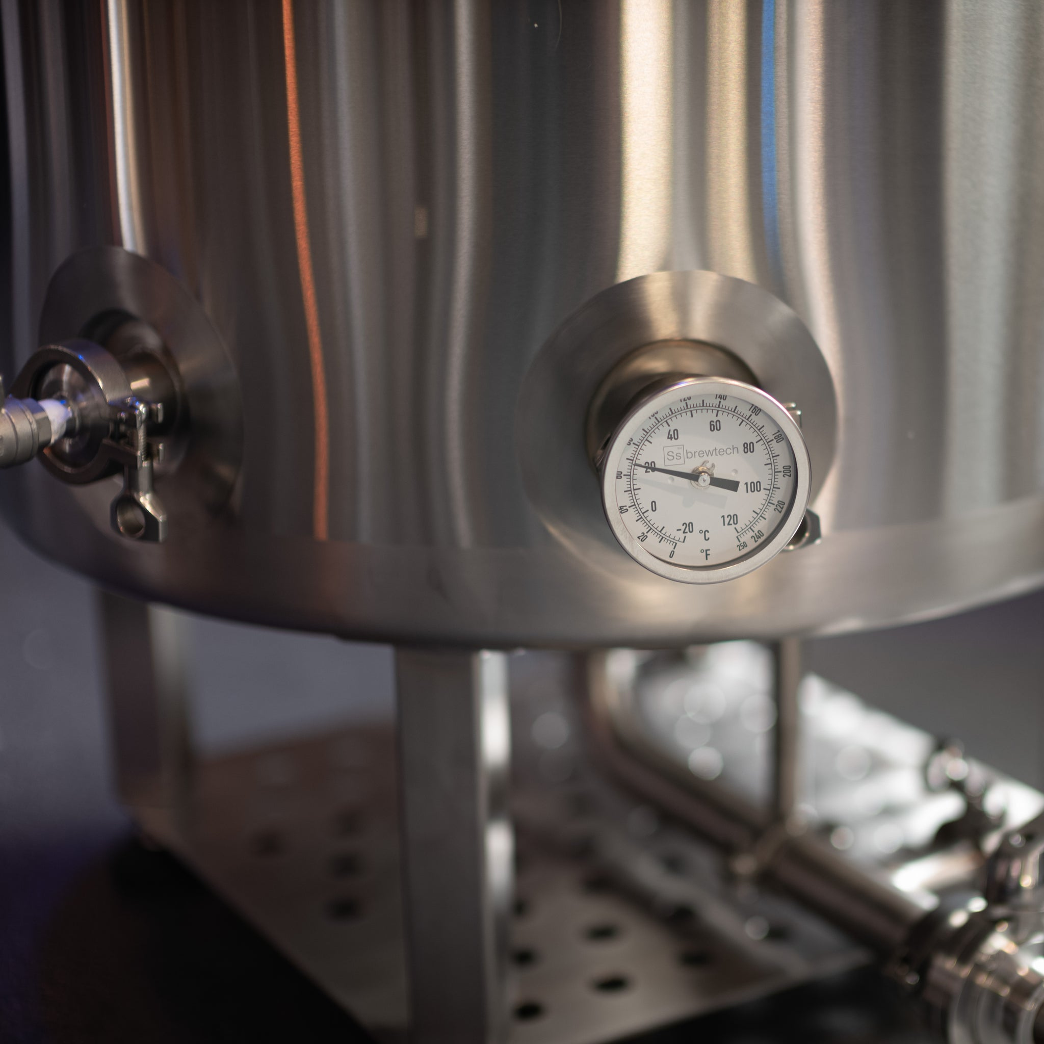 ブライトタンク(2BBL / ジャケット / プロ仕様)