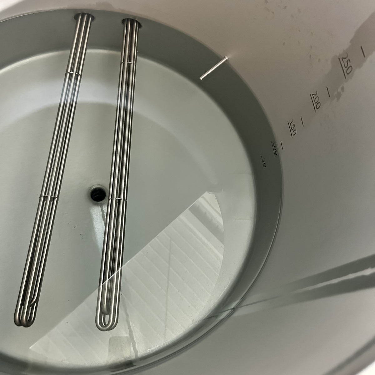 ブルージラ 300L 三槽式マイクロブルワリー 使用イメージ25
