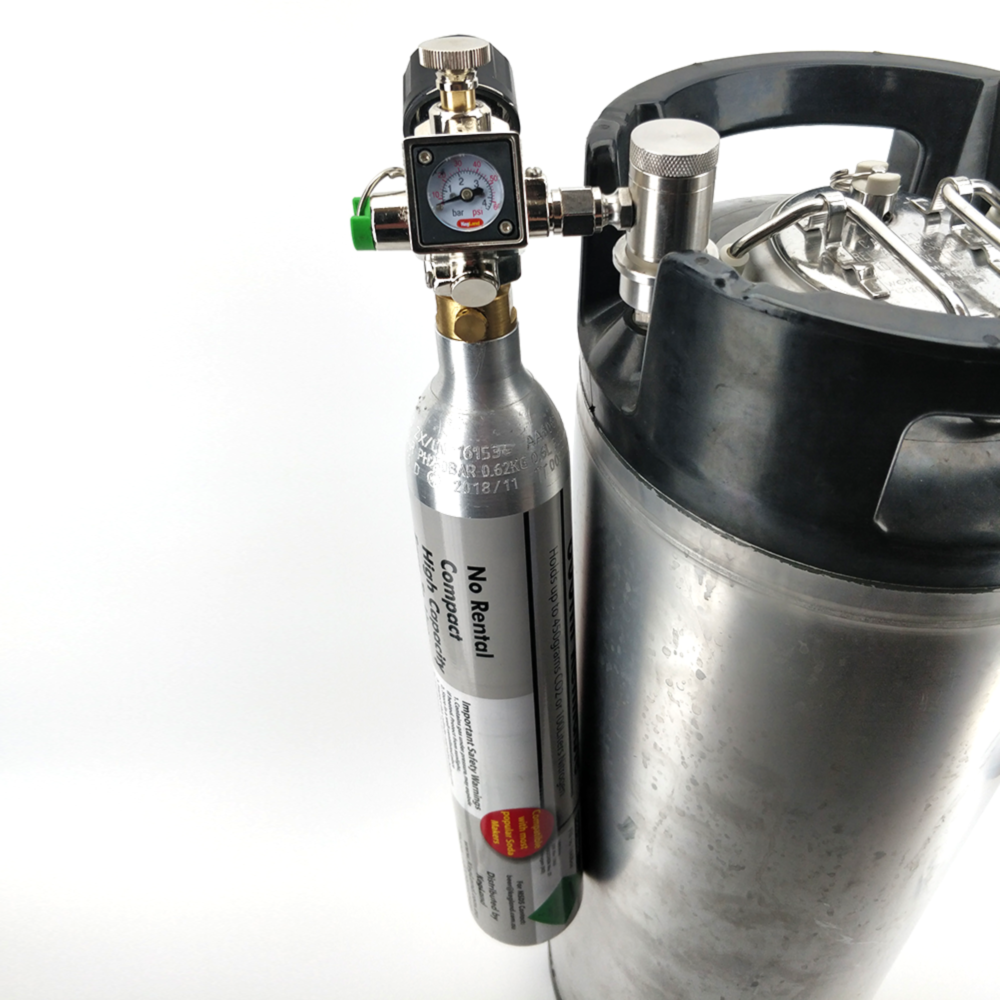 Core 360 ミニCO2レギュレーター 圧力計の取り外し
